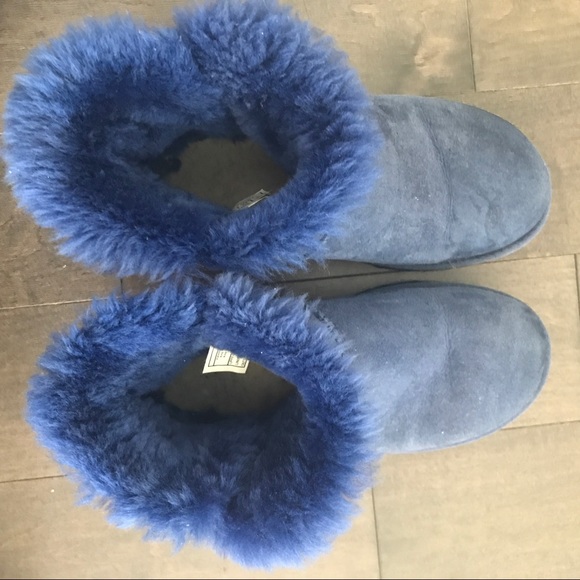 Ugg Boots - Picture 5 of 6